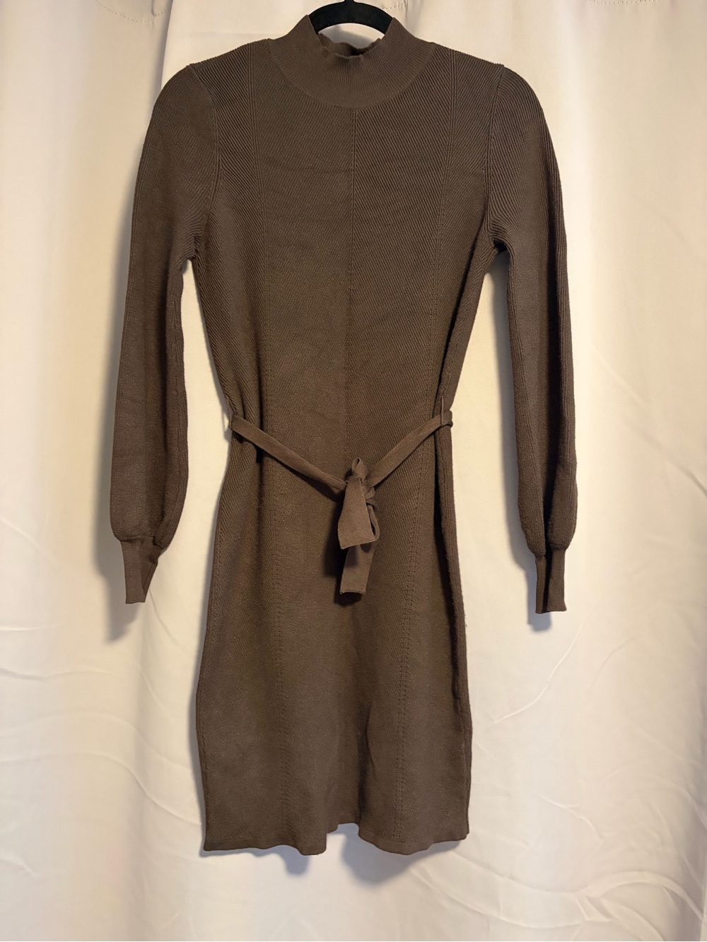 Simply Vera Vera Wang Brown Mock Neck Long Sleeve Knit Dress with Tie Waist